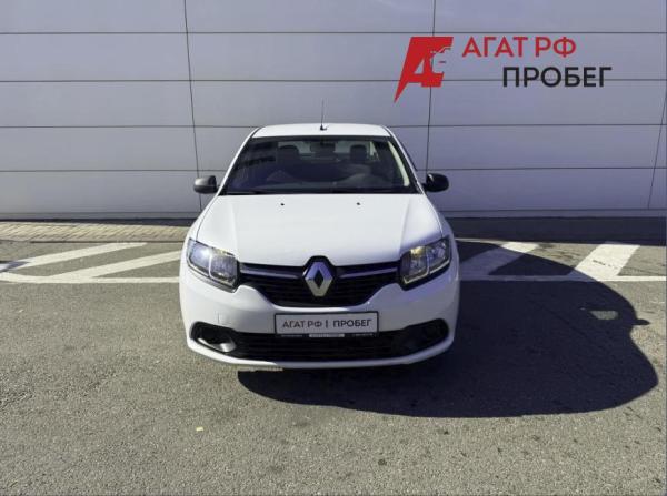 Renault Logan II с пробегом 2018 года, цена 899 000 рублей, 44800 км, седан, Автокод Объявления