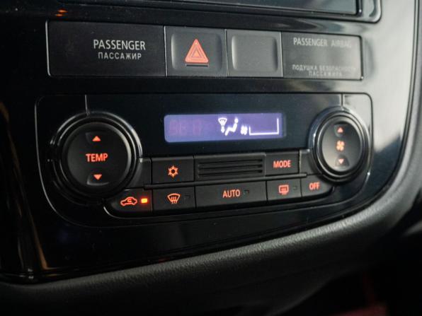 Mitsubishi Outlander III с пробегом 2013 года, цена 1 279 500 рублей, 214247 км, внедорожник, Автокод Объявления