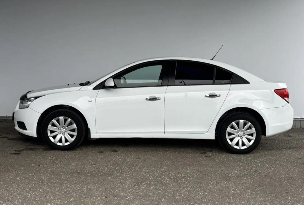 Chevrolet Cruze I Киров  - изображение 8