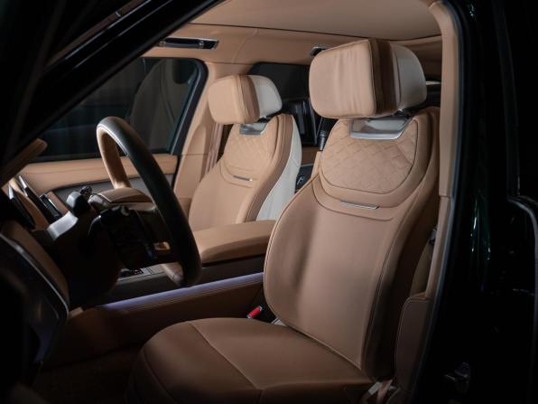 Новый Land Rover Range Rover V 2026 года, цена 35 690 000 рублей, внедорожник, Автокод Объявления
