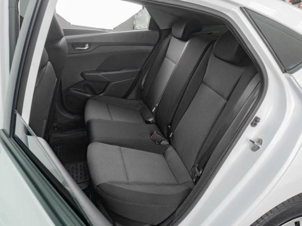 Hyundai Solaris II с пробегом 2019 года, цена 1 229 000 рублей, 62114 км, седан, Автокод Объявления
