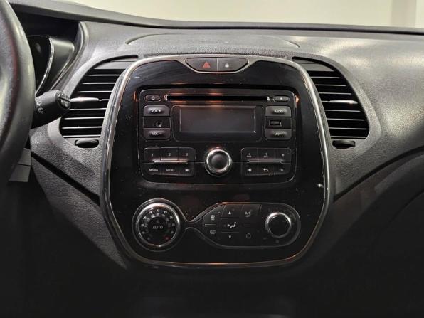 Renault Kaptur I с пробегом 2016 года, цена 1 245 000 рублей, 155796 км, внедорожник, Автокод Объявления