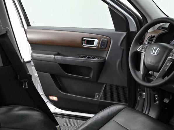 Honda Pilot II Рестайлинг с пробегом 2012 года, цена 1 799 000 рублей, 147000 км, внедорожник, Автокод Объявления