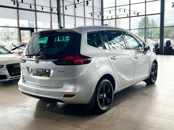Opel Zafira C с пробегом 2014 года, цена 995 000 рублей, 228400 км, компактвэн, Автокод Объявления