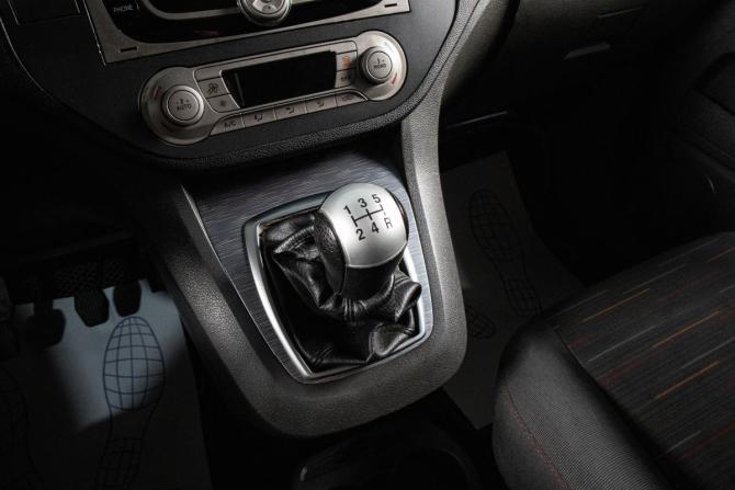 Ford C-MAX I Рестайлинг с пробегом 2007 года, цена 619 000 рублей, 248000 км, компактвэн, Автокод Объявления