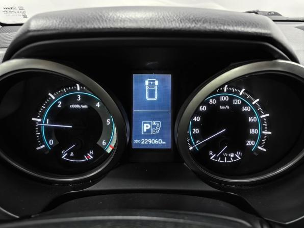 Toyota Land Cruiser Prado 150 Series с пробегом 2010 года, цена 2 650 000 рублей, 229059 км, внедорожник, Автокод Объявления