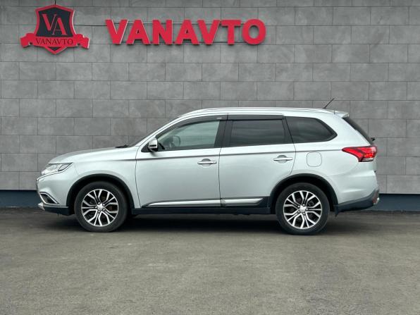 Mitsubishi Outlander III Рестайлинг 2 с пробегом 2016 года, цена 1 790 000 рублей, 157682 км, внедорожник, Автокод Объявления