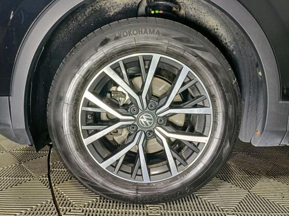 Volkswagen Tiguan II с пробегом 2019 года, цена 2 699 000 рублей, 51000 км, внедорожник, Автокод Объявления