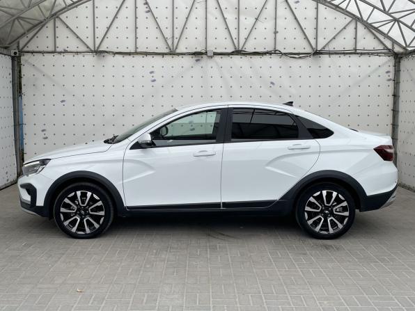Lada (ВАЗ) Vesta I Рестайлинг (NG) с пробегом 2023 года, цена 1 350 000 рублей, 49437 км, седан, Автокод Объявления