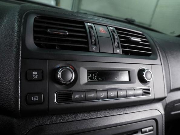 Skoda Fabia II Рестайлинг с пробегом 2014 года, цена 849 000 рублей, 145347 км, хэтчбек, Автокод Объявления