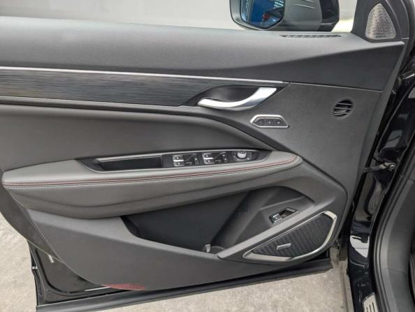 Geely Tugella I Рестайлинг с пробегом 2022 года, цена 2 697 000 рублей, 33805 км, внедорожник, Автокод Объявления
