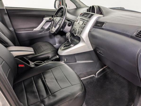 Toyota Verso I с пробегом 2010 года, цена 850 000 рублей, 114700 км, компактвэн, Автокод Объявления