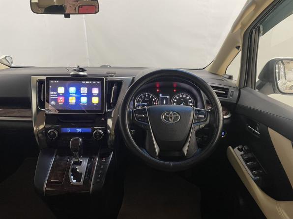 Toyota Vellfire II Рестайлинг с пробегом 2019 года, цена 4 000 000 рублей, 213236 км, минивэн, Автокод Объявления