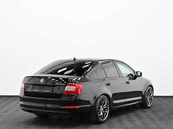 Skoda Octavia III (A7) с пробегом 2017 года, цена 1 399 000 рублей, 159000 км, лифтбек, Автокод Объявления