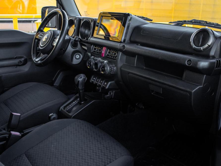 Suzuki Jimny IV Москва  - изображение 7