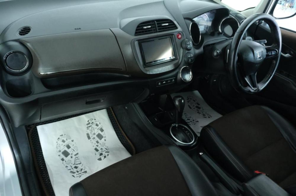 Honda Fit Shuttle I Рестайлинг Омск  - изображение 16