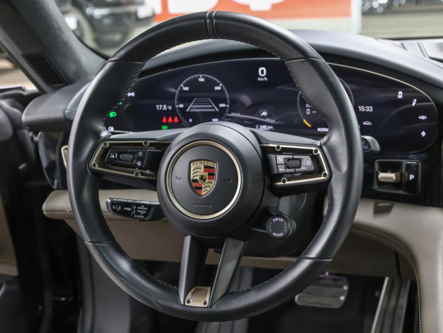 Porsche Taycan I Москва  - изображение 20