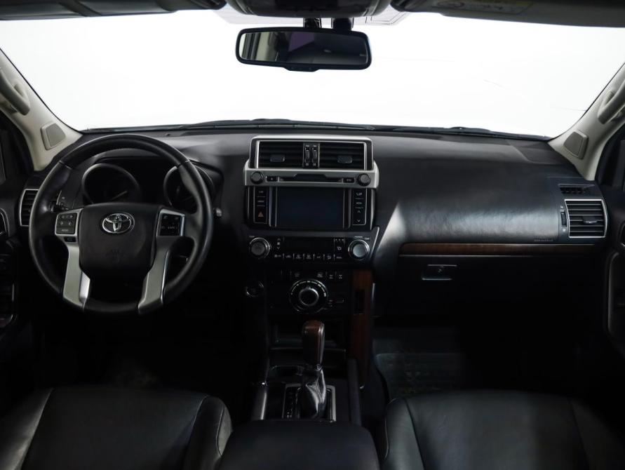 Toyota Land Cruiser Prado 150 Series Рестайлинг 1 Санкт-Петербург  - изображение 11