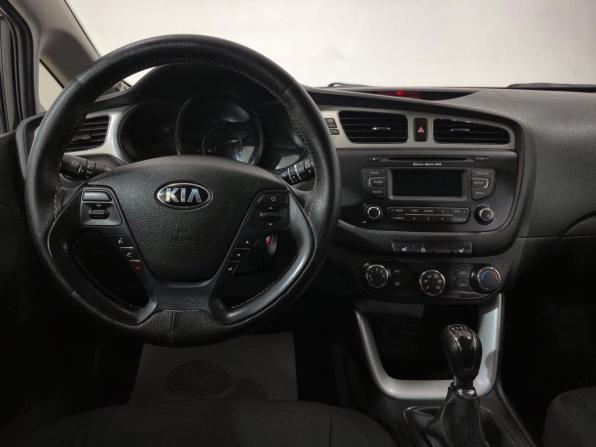 Kia Ceed II с пробегом 2013 года, цена 925 000 рублей, 154631 км, хэтчбек, Автокод Объявления