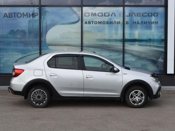 Renault Logan II Рестайлинг с пробегом 2019 года, цена 970 000 рублей, 123683 км, седан, Автокод Объявления