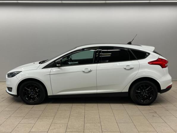 Ford Focus III Рестайлинг с пробегом 2017 года, цена 955 000 рублей, 168078 км, хэтчбек, Автокод Объявления