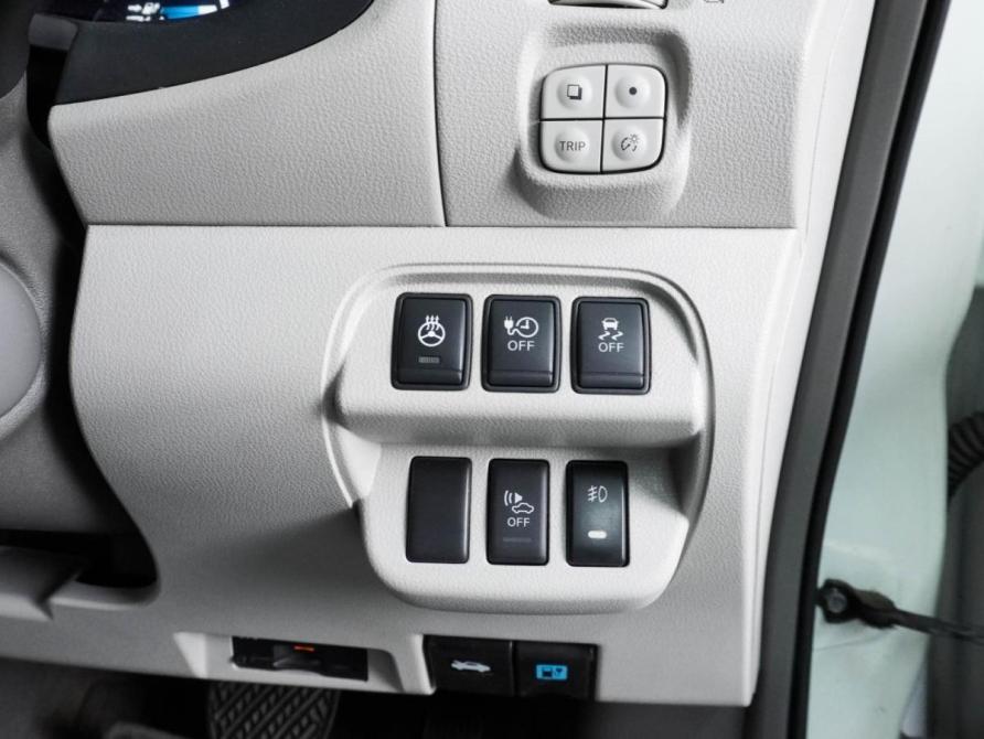 Nissan Leaf I (ZE0/AZE0) Воронеж  - изображение 16