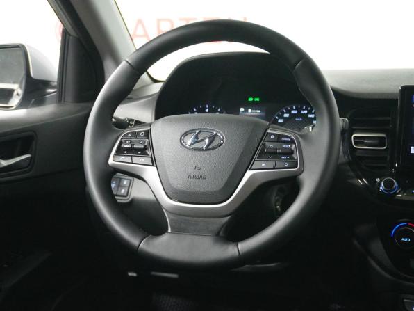 Hyundai Solaris II Рестайлинг с пробегом 2021 года, цена 1 499 000 рублей, 101162 км, седан, Автокод Объявления