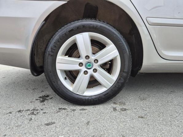 Skoda Octavia II (A5) Рестайлинг с пробегом 2012 года, цена 780 000 рублей, 180562 км, лифтбек, Автокод Объявления