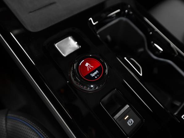 Volkswagen Tavendor I Рестайлинг с пробегом 2026 года, цена 6 100 000 рублей, 50 км, внедорожник, Автокод Объявления