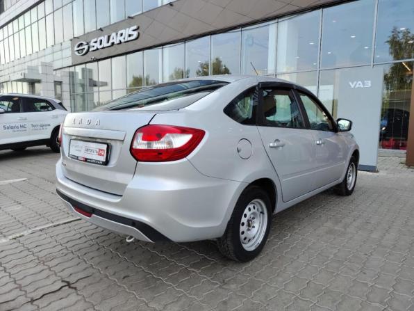 Lada (ВАЗ) Granta I Рестайлинг с пробегом 2022 года, цена 661 500 рублей, 107894 км, хэтчбек, Автокод Объявления