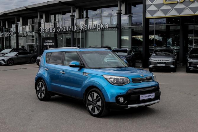 Kia Soul II Рестайлинг с пробегом 2018 года, цена 1 679 000 рублей, 98696 км, хэтчбек, Автокод Объявления