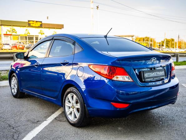 Hyundai Solaris I с пробегом 2012 года, цена 850 000 рублей, 140817 км, седан, Автокод Объявления