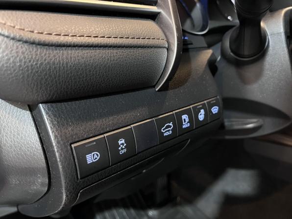 Toyota Camry VIII (XV70) с пробегом 2020 года, цена 2 848 000 рублей, 142215 км, седан, Автокод Объявления