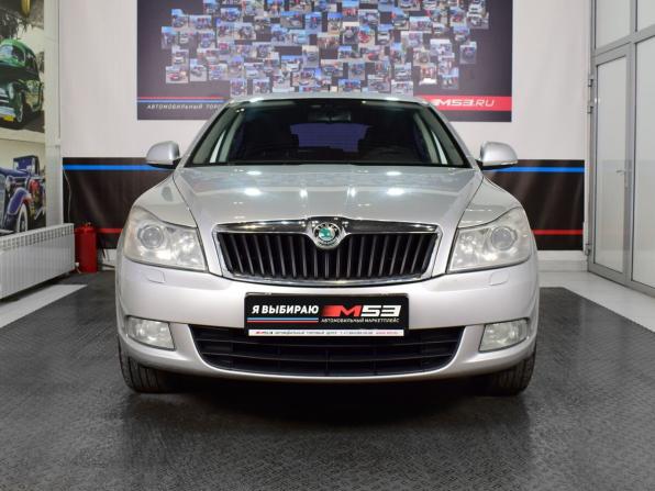 Skoda Octavia II (A5) Рестайлинг с пробегом 2012 года, цена 995 995 рублей, 186578 км, лифтбек, Автокод Объявления