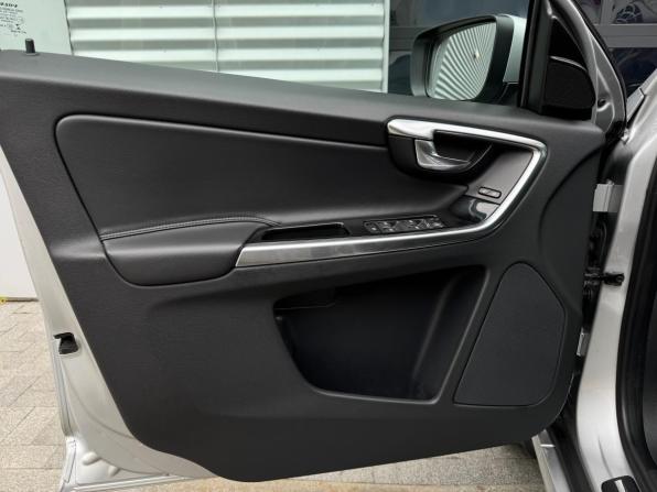 Volvo XC60 I Рестайлинг с пробегом 2016 года, цена 1 990 000 рублей, 170000 км, внедорожник, Автокод Объявления