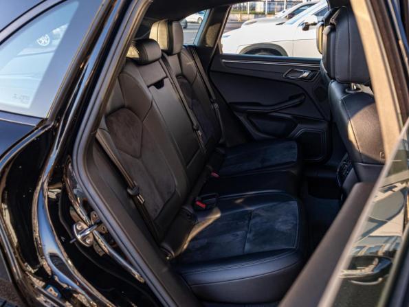 Porsche Macan I Рестайлинг с пробегом 2018 года, цена 3 729 000 рублей, 88255 км, внедорожник, Автокод Объявления