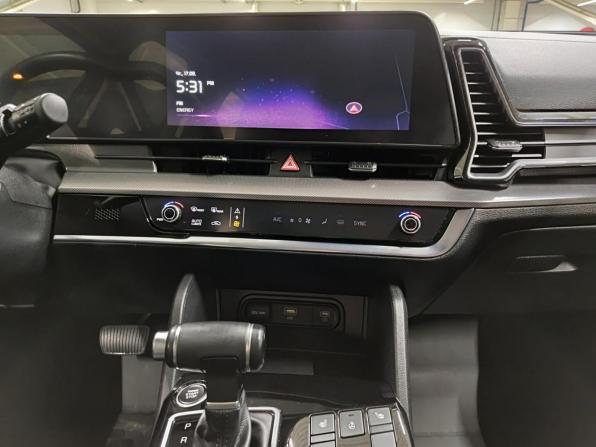 Kia Sportage V с пробегом 2022 года, цена 3 550 000 рублей, 46751 км, внедорожник, Автокод Объявления