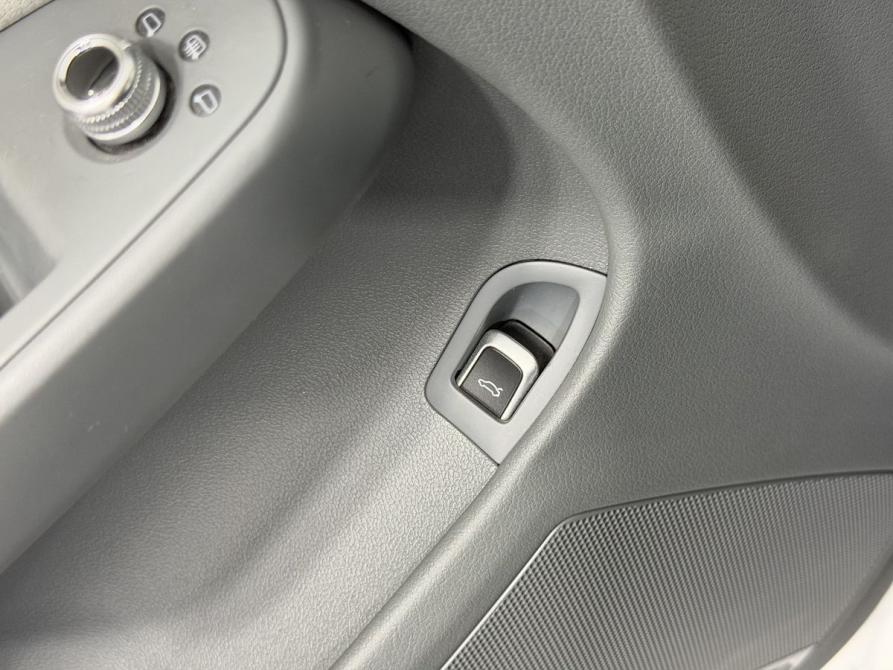 Audi A4 IV (B8) Рестайлинг Калининград  - изображение 12