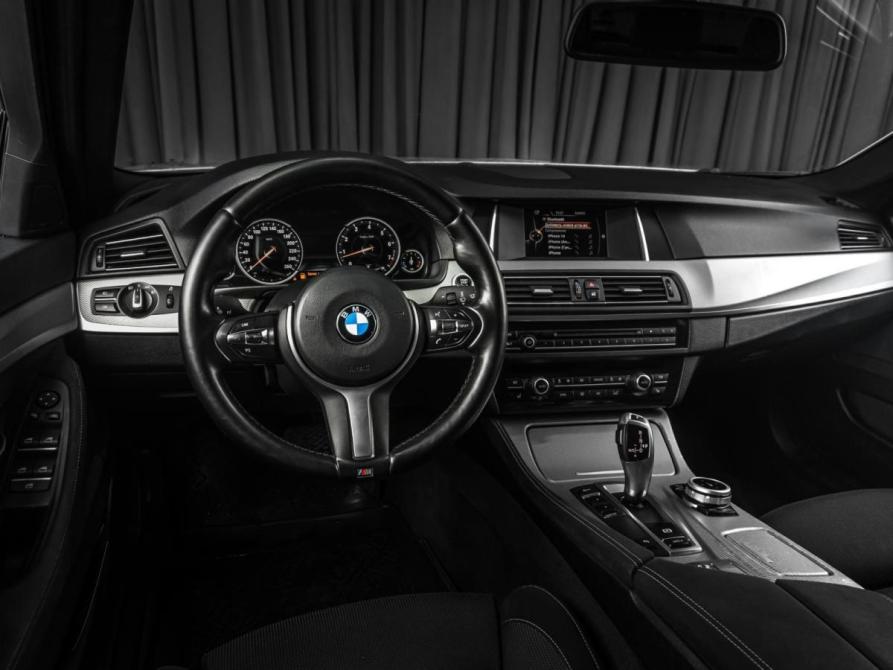 BMW 5 серии VI (F10/F11/F07) Рестайлинг Тюмень  - изображение 6