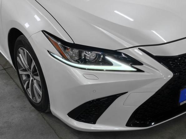 Lexus ES VII с пробегом 2019 года, цена 4 090 000 рублей, 63000 км, седан, Автокод Объявления