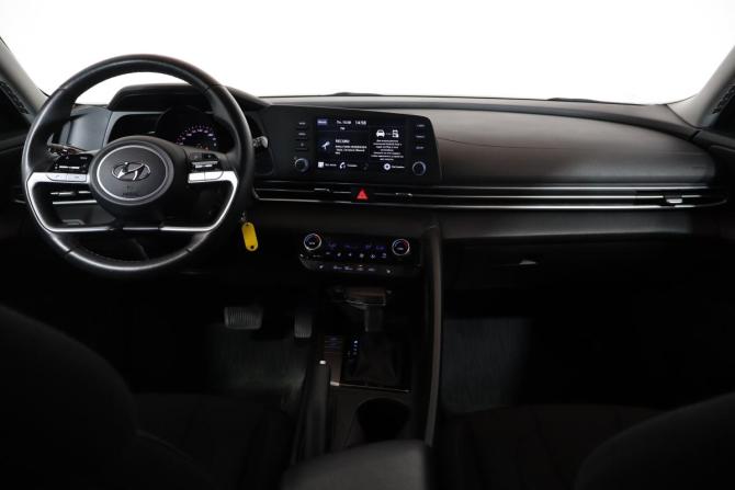 Hyundai Elantra VII (CN7) с пробегом 2021 года, цена 1 799 000 рублей, 41000 км, седан, Автокод Объявления