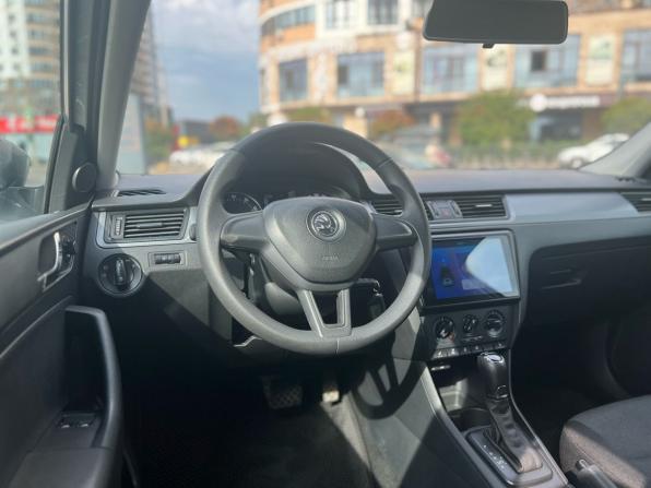 Skoda Rapid I с пробегом 2017 года, цена 1 250 000 рублей, 106612 км, лифтбек, Автокод Объявления