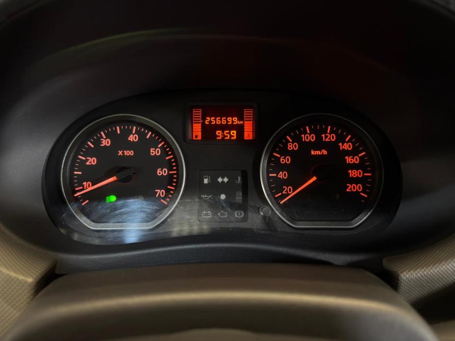 Renault Sandero I Санкт-Петербург  - изображение 16