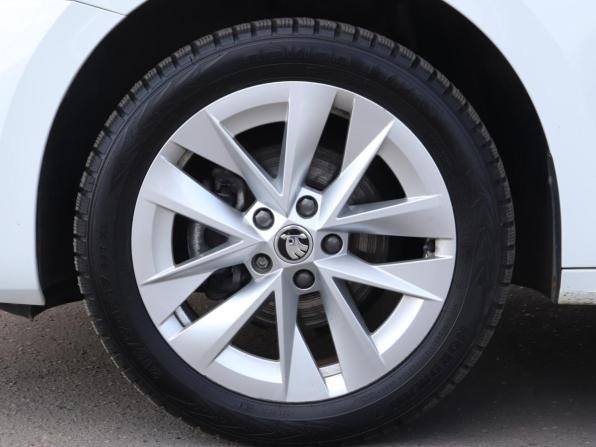 Skoda Octavia IV (A8) с пробегом 2020 года, цена 2 357 100 рублей, 94230 км, лифтбек, Автокод Объявления