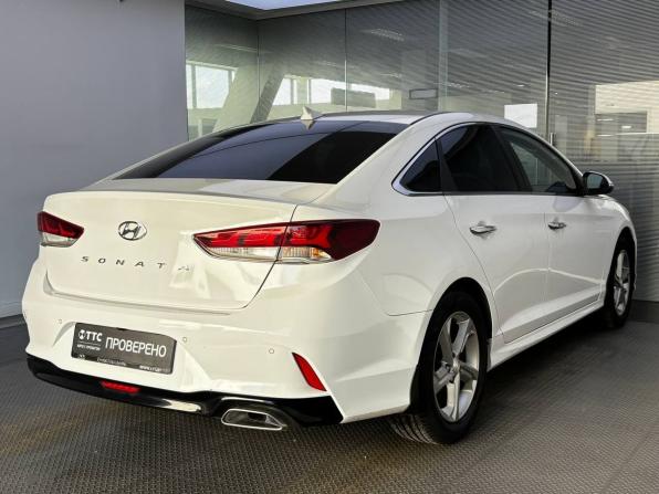 Hyundai Sonata VII (LF) Рестайлинг с пробегом 2018 года, цена 1 750 000 рублей, 122000 км, седан, Автокод Объявления