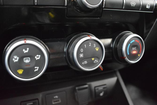 Lada (ВАЗ) Vesta I Рестайлинг (NG) с пробегом 2024 года, цена 1 450 000 рублей, 3300 км, универсал, Автокод Объявления