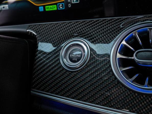 Mercedes-Benz E-Класс AMG V (W213) Рестайлинг с пробегом 2020 года, цена 4 980 000 рублей, 146118 км, седан, Автокод Объявления
