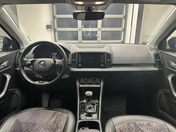 Skoda Karoq I с пробегом 2021 года, цена 2 215 000 рублей, 31013 км, внедорожник, Автокод Объявления