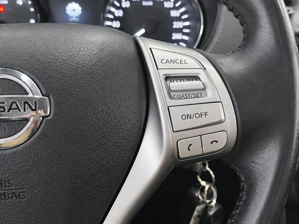 Nissan Qashqai II с пробегом 2017 года, цена 1 649 000 рублей, 169160 км, внедорожник, Автокод Объявления