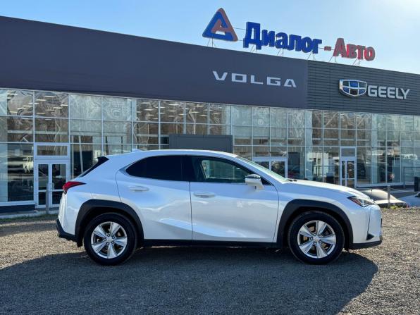 Lexus UX I с пробегом 2019 года, цена 2 360 000 рублей, 108973 км, внедорожник, Автокод Объявления